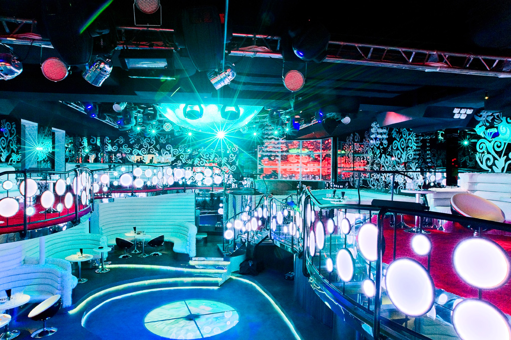 Moscow club. Клуб Пача. Pacha Москва. Московский клуб Пача. Ночной клуб Pacha Moscow.