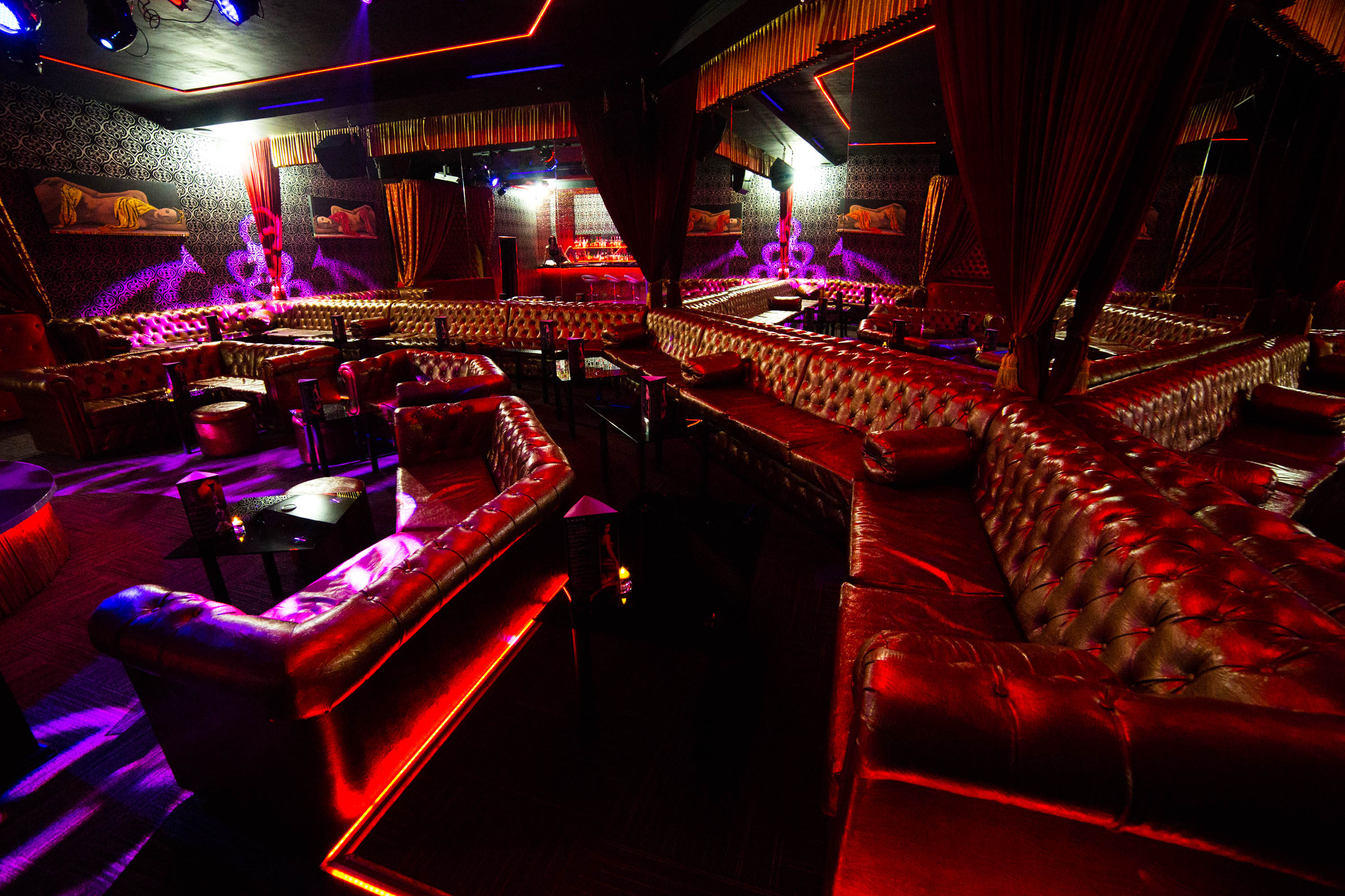 Judge says strip club ruling also protects restaurants